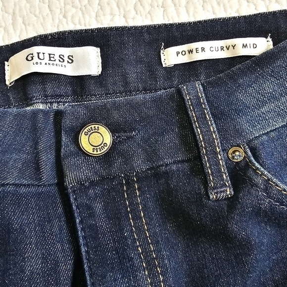 Guess Power Curvy Mid Jeans - Picture 7 of 8